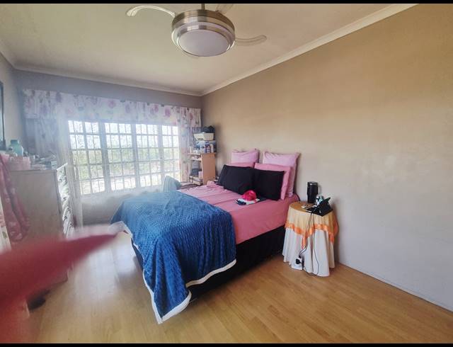 1 BEDROOM ROOM TO LET IN RICHEM